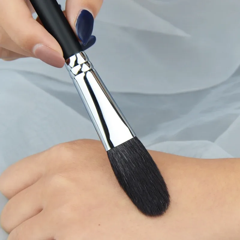 R11 Professional Handmade Make Up Brush Long Bristle Highlighter Brush Soft Saikoho Goat Hair Blue Squirrel Hair Makeup Brushes