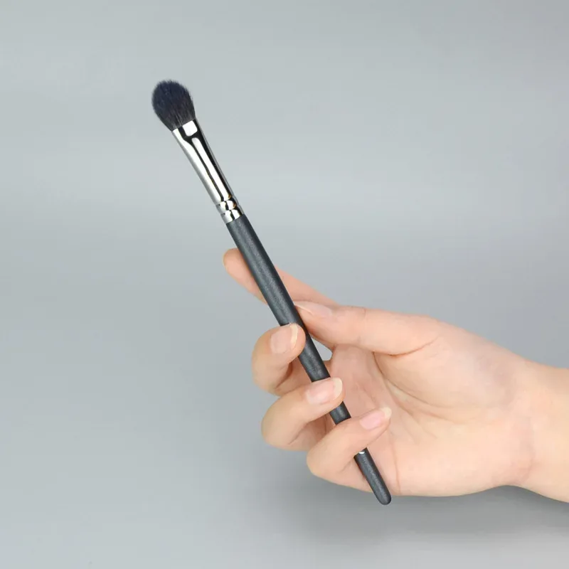 1pc Goat hair Basic Eyeshadow Makeup Brushes small Eye Blending shadow base Big Nose Make up brush animal hair 205a 206a 207a