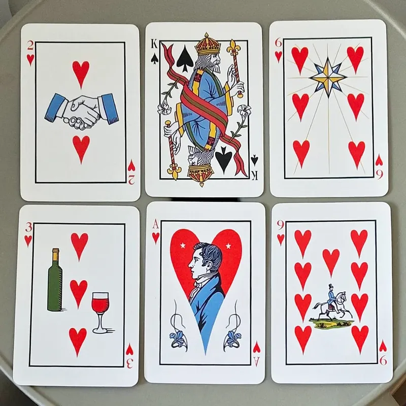 9*6 ซม.       เล่นไพ่ดาดฟ้า Vintage Art Fortune Telling & Divination การ์ด 54 ชิ้นชุดโป๊กเกอร์ดาดฟ้า Double-embossed