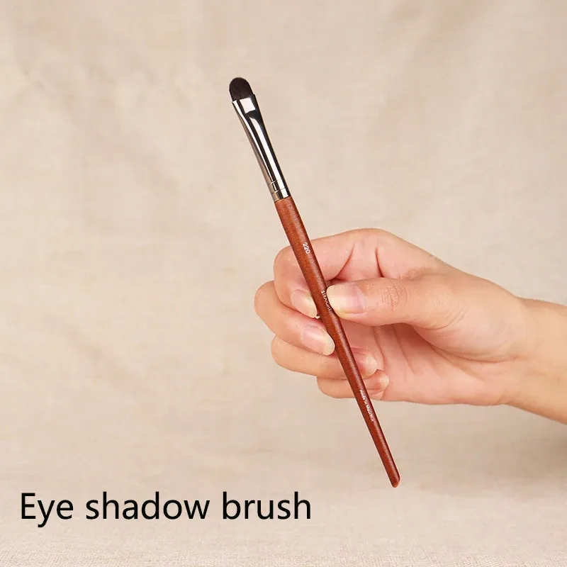 Professional Soft Makeup Brush Makeup Tools Liquid Foundation Concealer Make Up Brush Wood Handle Brushes Beauty Tool Wholesale