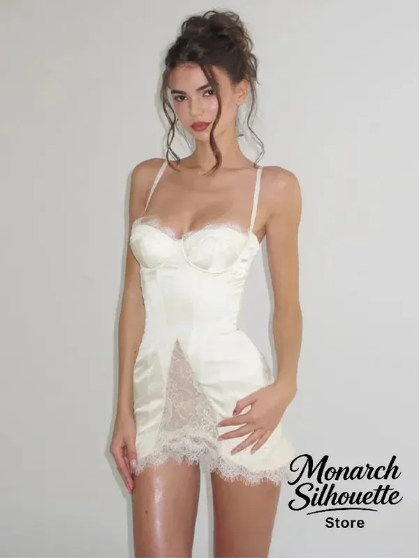 Effen Satijnen Kanten Korset Mini-jurk Vrouwen Sexy Spaghetti Band Sheer Paneel Slim Fit Korte Jurken 2026 Trendy Lady Avondje Uit dragen