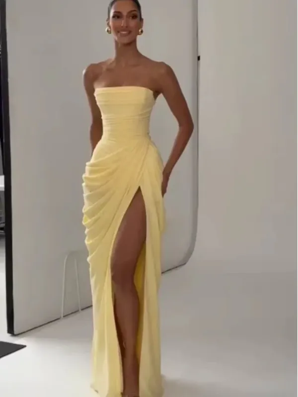 우아한 노란색 Strapless Pleated 롱 드레스 여성 세련된 솔리드 민소매 허리 Cinching 분할 가운 2026 레이디 이브닝 파티 가운