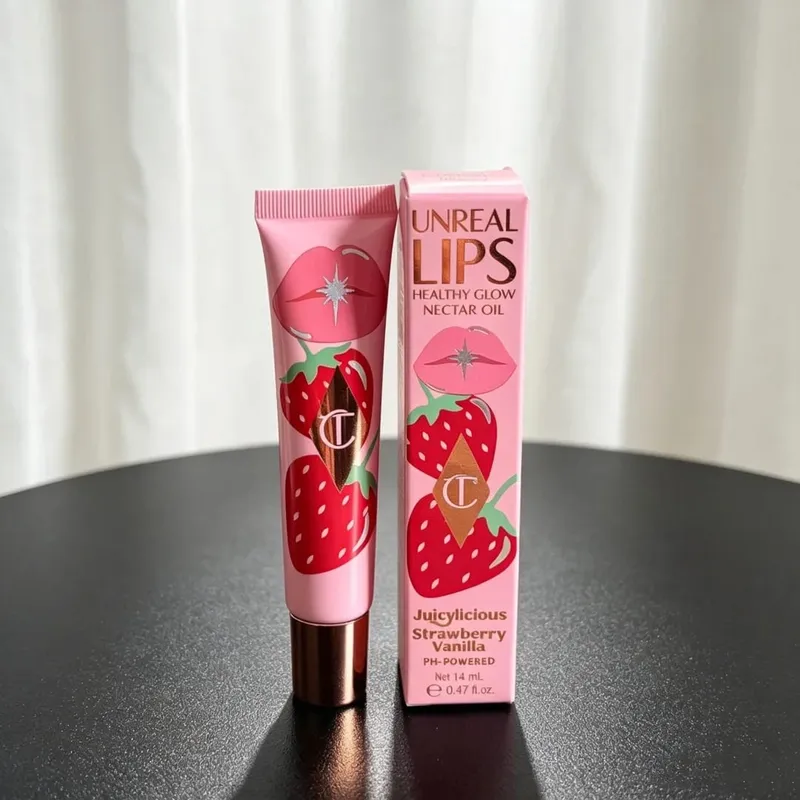 Charlotte Tilbury Lip Gloss High Shine Non Sticky&Airbrush Powder Soft Focus Mattifying&Foundation Lightweight Radiant Makeup