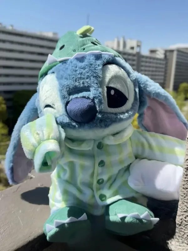 Boneka Mewah Kartun Stitch       , Sofa Kamar Tidur Bantal Lempar Hadiah Ulang Tahun Mainan Mewah Boneka Mainan Dekorasi Rumah Dekorasi Pesta