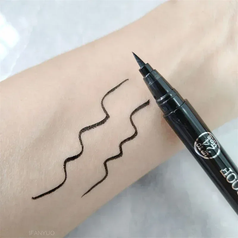 Liquid Eyeliner Pen Long-lasting Fast-drying Waterproof Non-fading Stain-free Black Eyeliner Eye Cosmetics for Women