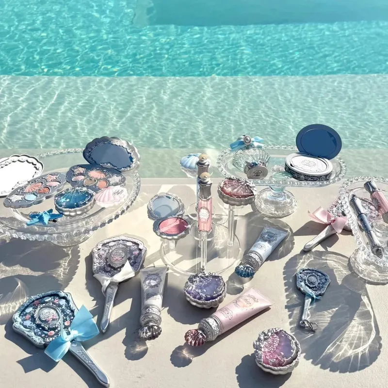 Flower Knows SShell pearls Set Eyeshadow Lip Gloss Blush Ocean Theme Cosmetic Kit