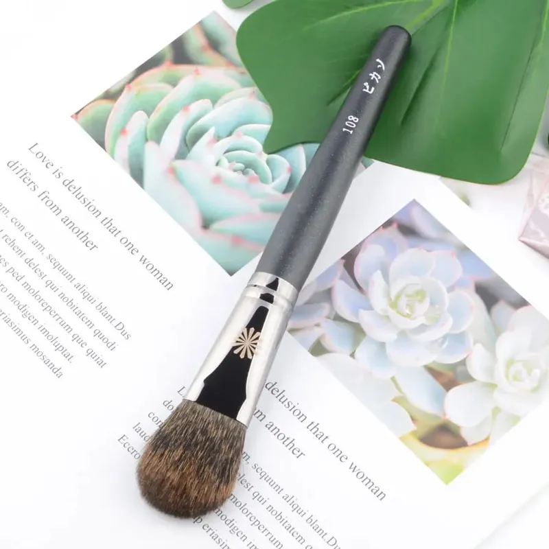 1pc P108 Squirrel hair Blush Makeup brushes shadow contour Blush sculpting Make up brush cosmetic tools High quality — image 3