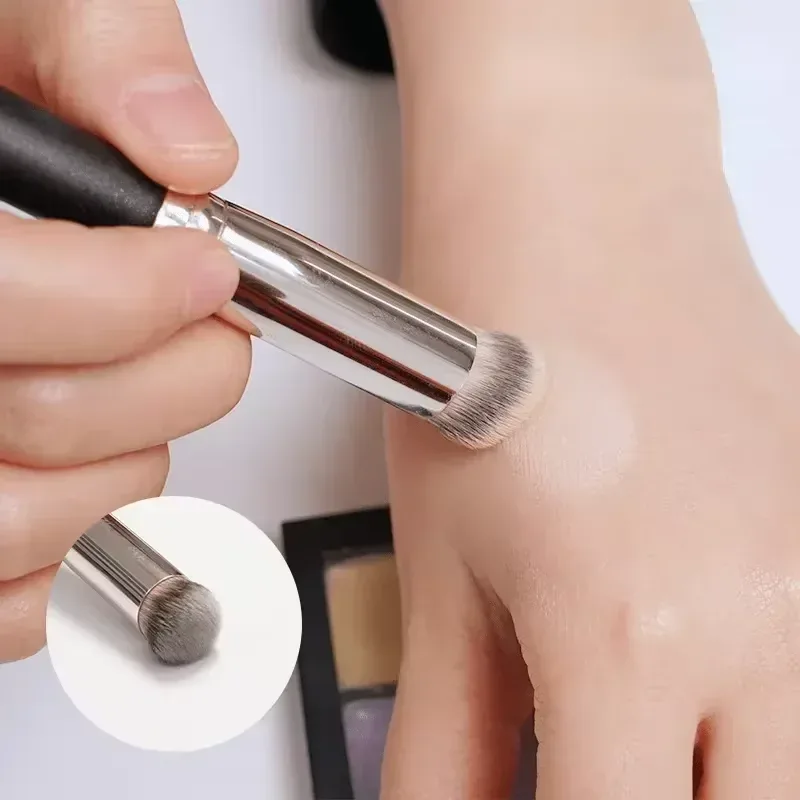 Foundation Concealer Cream Makeup Brushes Face Powder Foundation Buffing Concealer Liquid Blush Makeup Tools
