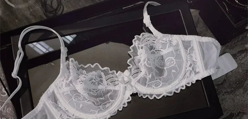 Minimal French Thin Perspective Lace Lingerie Set Underwire Beauty Back Malaking Bust Minimizer Side Shaping Anti Sagging Bra Set