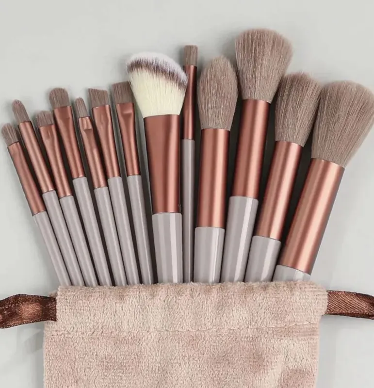 13PCS Makeup Brush Set Foundation Concealer Powder Eyeshadow Blush Brush Kabuki Blending Cosmetic Beauty Tool for Face