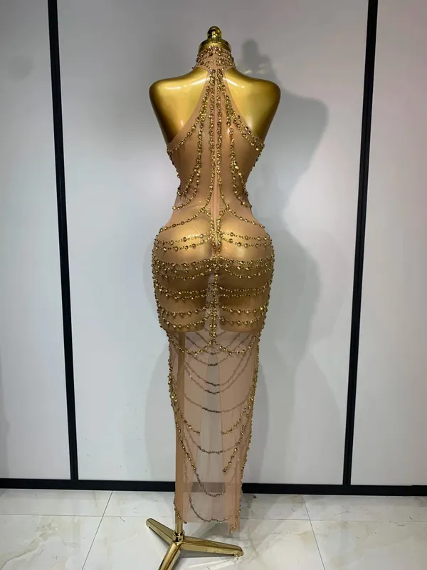 Abito lungo in maglia trasparente sexy con strass scintillanti 2025 Costume da spettacolo per cantante di scena per compleanno di lusso da donna