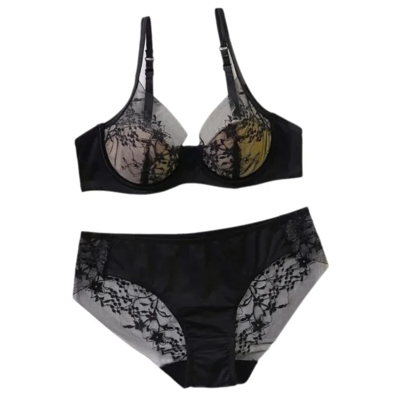 Women Bra and Panty Set Elegant Lace Bralette Wireless Triangle Cup No Underwire Underwear Thin Gathered Comfort Lingerie Set