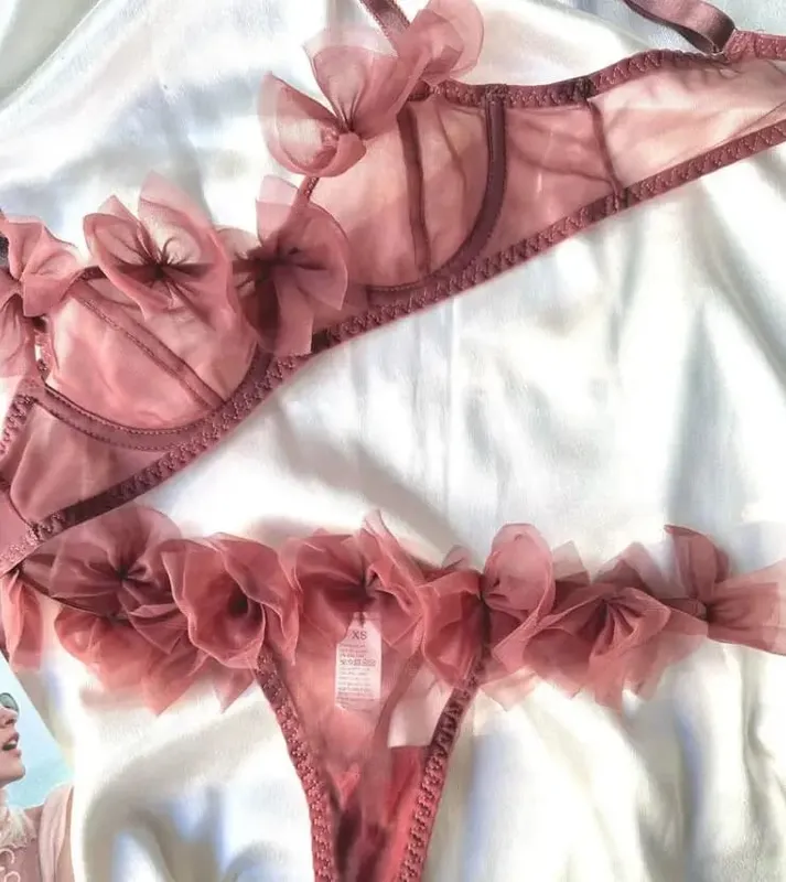 Bloemrijke/sexy mesh lingerie string set hot flirt half cup ultradunne beha vrouwen ondergoed comfortabele dames bh's