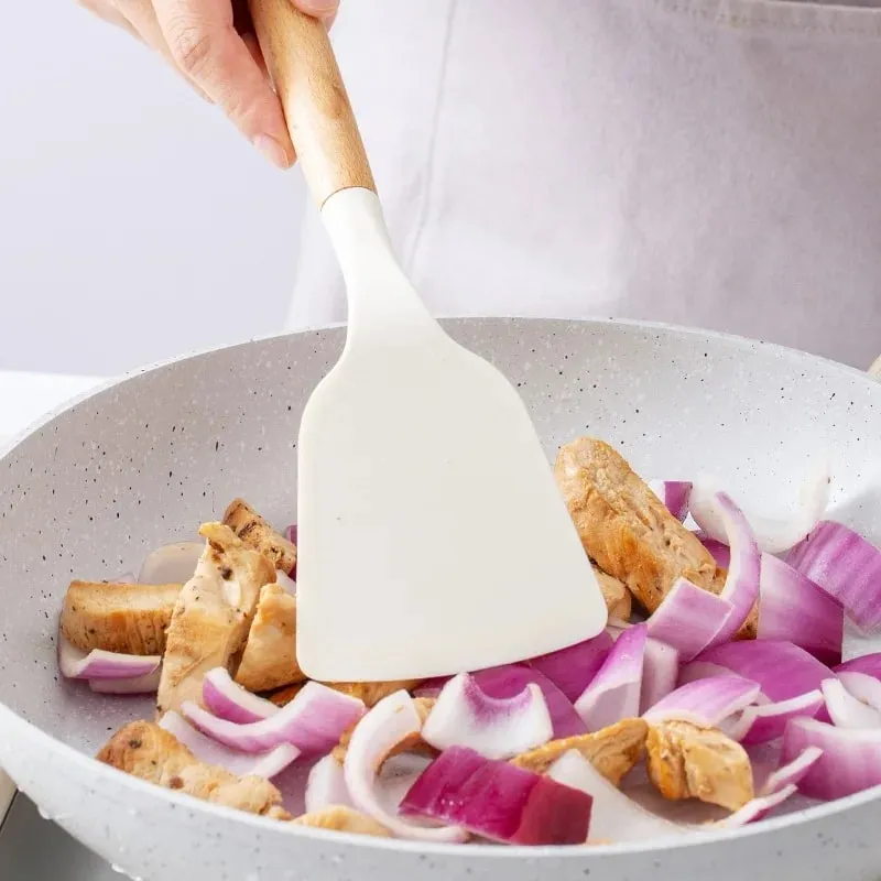 2/12Pcs White Silicone Kitchen Utensils Set with Wooden Handle Cookware Spatula Heat Resistant Non-stick Kitchen Cooking Tools — image 4