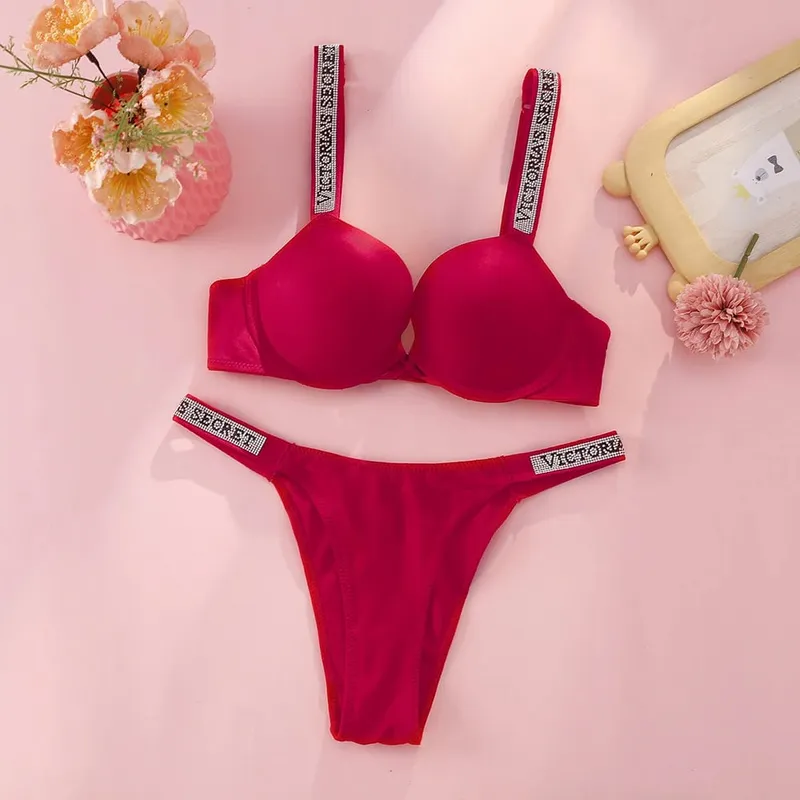 Sada Push Up podprsenky a kalhotek Victoria's Secret pro ženy Ramenní popruhy s kamínkovým logem Krajkové spodní prádlo Sada sexy spodního prádla