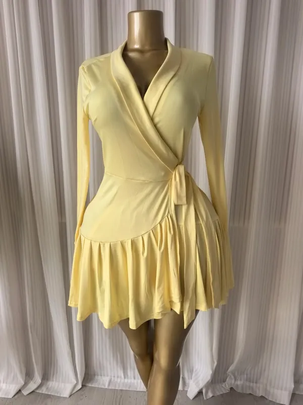 Robe portefeuille à manches longues évasée pour femmes, imprimé Tie and Dye, col en v, avec ceinture, à volants, élégante, robes de fête d'anniversaire, de vacances, 2026