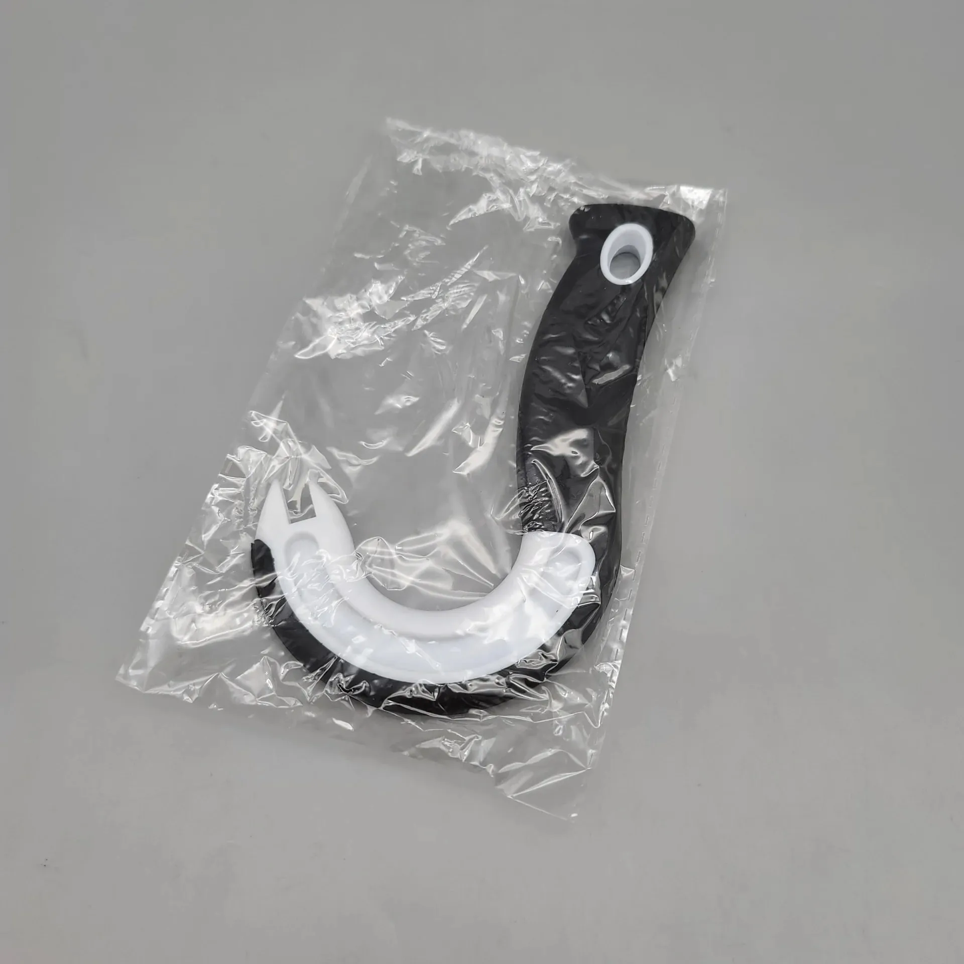 Easy Pull Can Opener Hook Style Plastic Soda Can Tab Opener Simple Tool