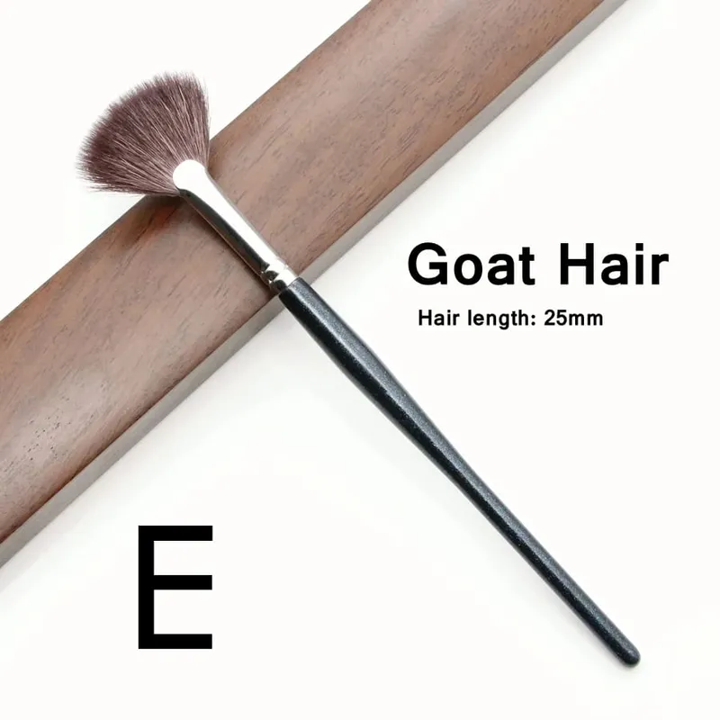 Fan Brush Highlighter Natural Goat Hair High Quality Makeup Brushes
