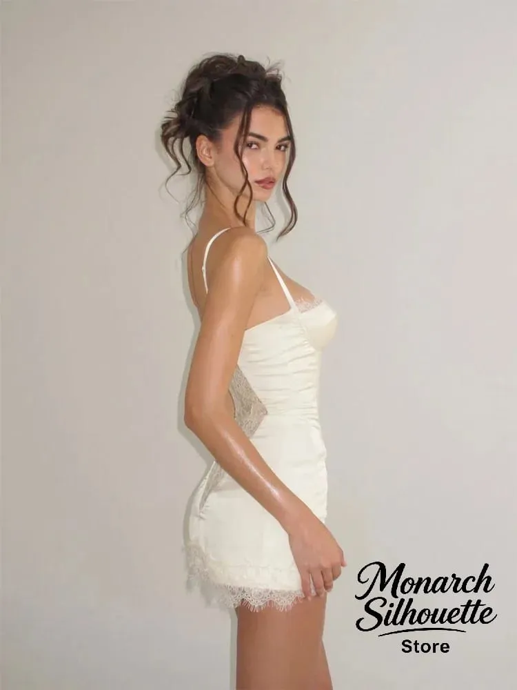 Effen Satijnen Kanten Korset Mini-jurk Vrouwen Sexy Spaghetti Band Sheer Paneel Slim Fit Korte Jurken 2026 Trendy Lady Avondje Uit dragen