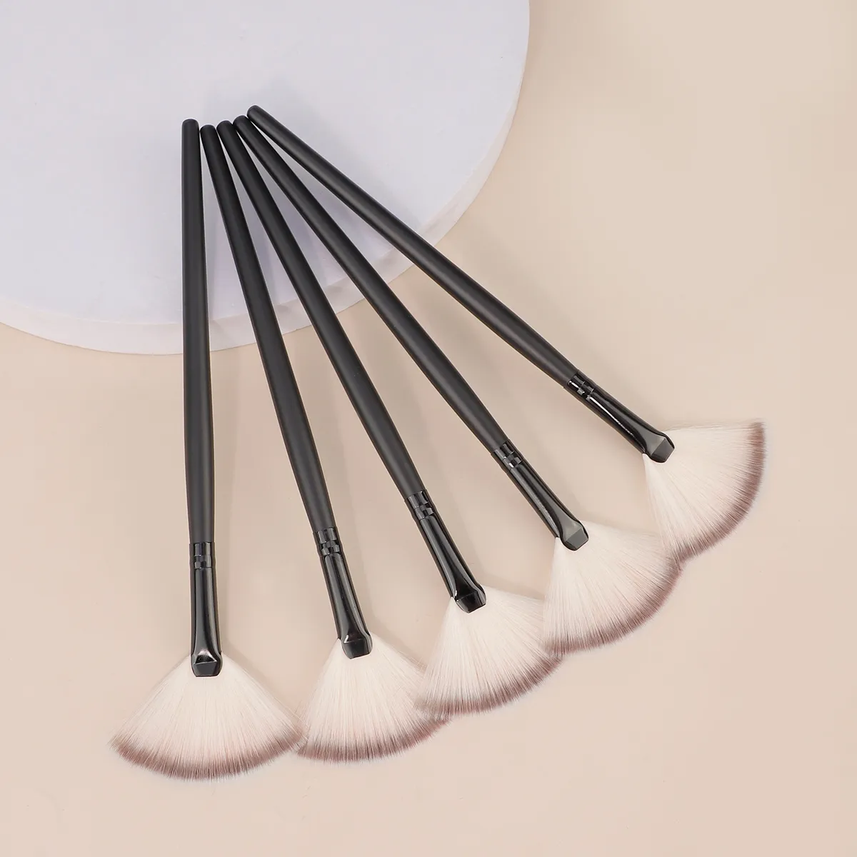 Professional Handmade Makeup Brushes Soft Saibikoho Goat Hair Small Fan Highlighter Eye Shadow Brush Ebony Handle Make Up Brush