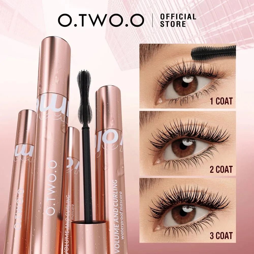 O.TWO.O 8pcs แต่งหน้าชุดรวมอายไลเนอร์ลิปสติก Blusher Face Setting Powder มาสคาร่า Eyelash Curler ครีมกันแดดเครื่องสำอาง
