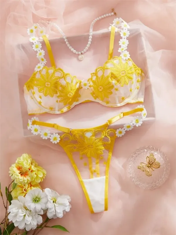 Set Lingerie Seksi Peri Pakaian Dalam Renda Manis Lingerie Erotis Intim Mewah Set Bra dan Celana Dalam Bordir Bunga Cantik