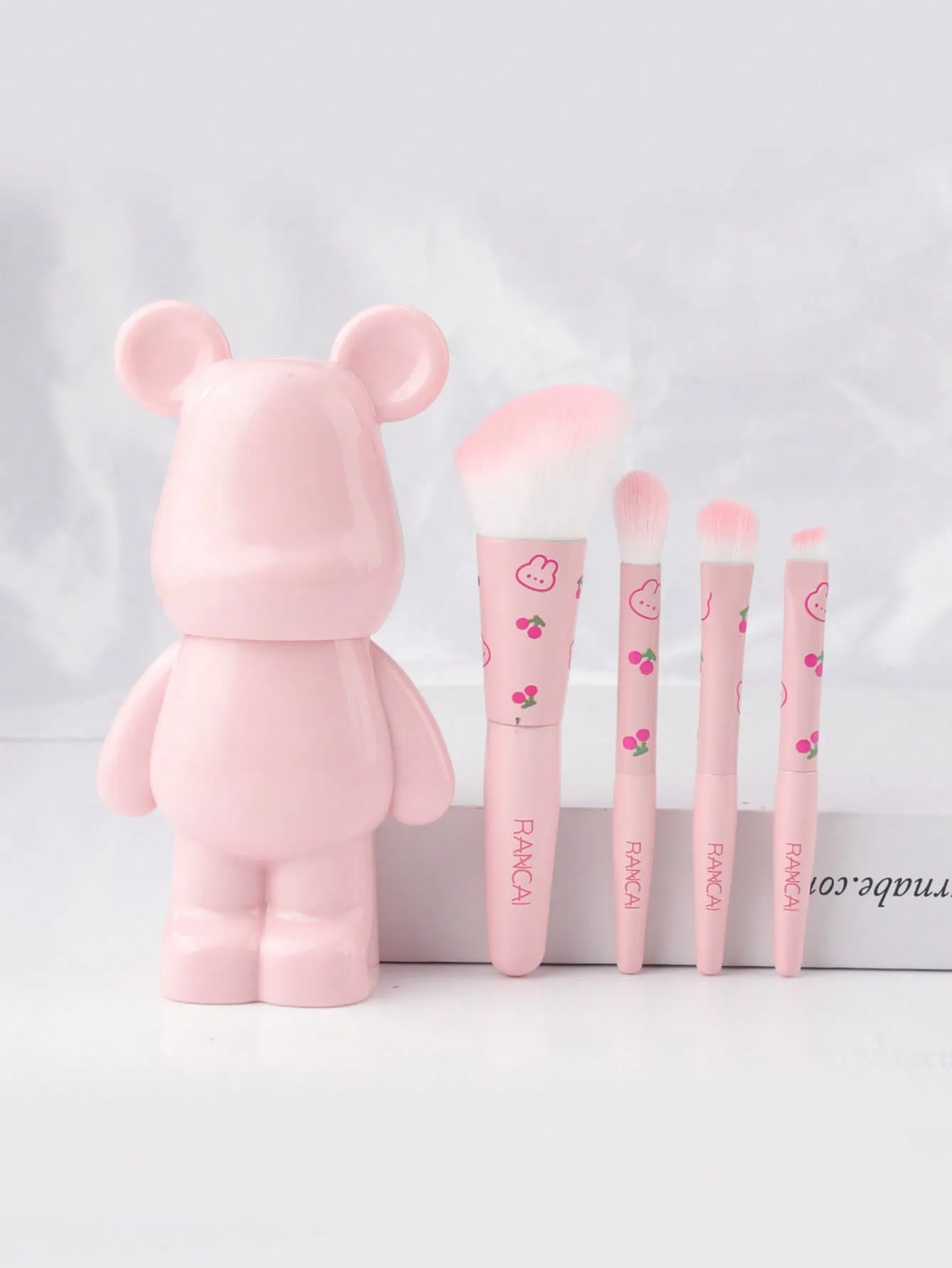4‑Pcs Cherry Print Makeup Brush Set With Cute Bear‑shaped Storage Case Soft Bristle Blush Eyeshadow Detail Make‑up Brushes Kit — image 1