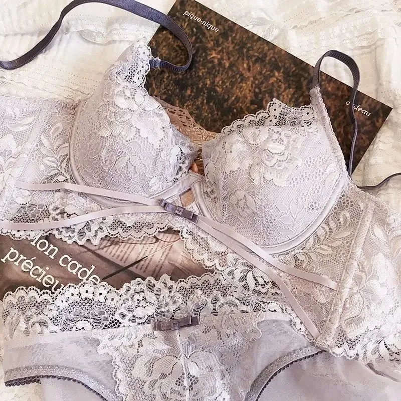 2 ชิ้นฤดูร้อนบางถ้วย Bra เซ็กซี่ลูกไม้ชุดชั้นในชุดผู้หญิงภาษาฝรั่งเศสคำเย็บปักถักร้อยชุดชั้นใน Push Up Brassiere กางเกงชุด