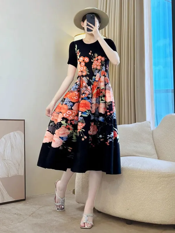 Miyake Pleated Printed Dresses European American Fashion Simple Elegant Short Sleeve Lightweight Women's Bounce Flower Bud Dress