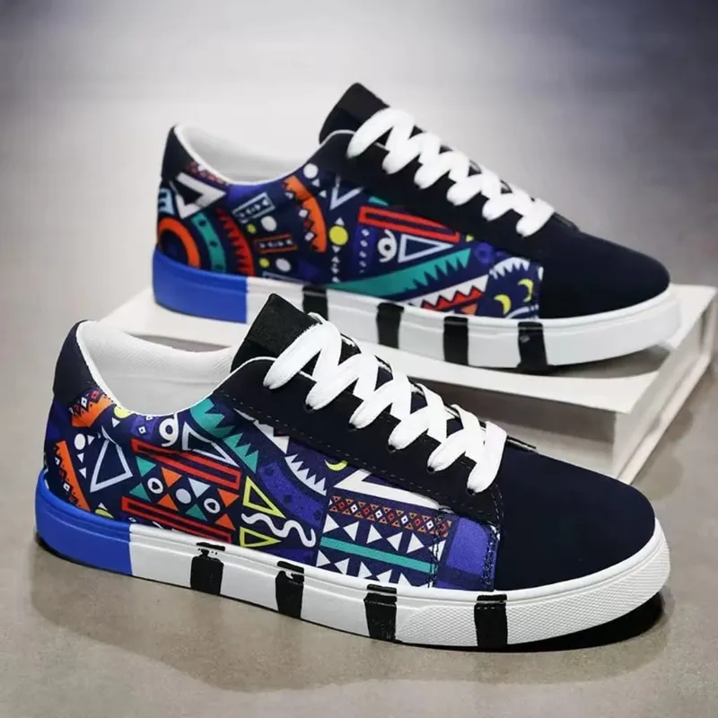 Men's Lightweight Breathable Canvas Shoes Versatile Flat Comfortable Casual Wear for Daily Use