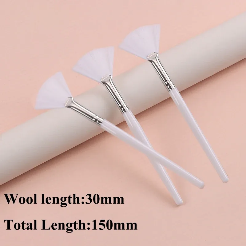 Praktické štětce na obličej Vějířové štětce na make-up Přenosný štětec na masky Kosmetické pomůcky pro ženy Flexibilní aplikátor měkké masky na obličej