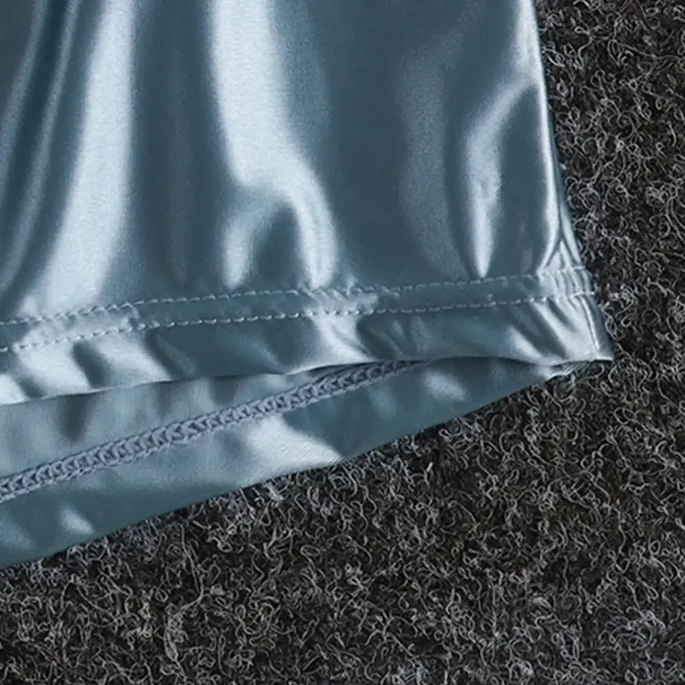 1 pz Uomini di Seta del Ghiaccio Liscia Solido Boxer Mutandine L-3XL di Grandi Dimensioni Allentato Degli Indumenti Da Notte Della Biancheria Intima Tronchi Senza Soluzione di Continuità Comodi Indumenti Da Notte