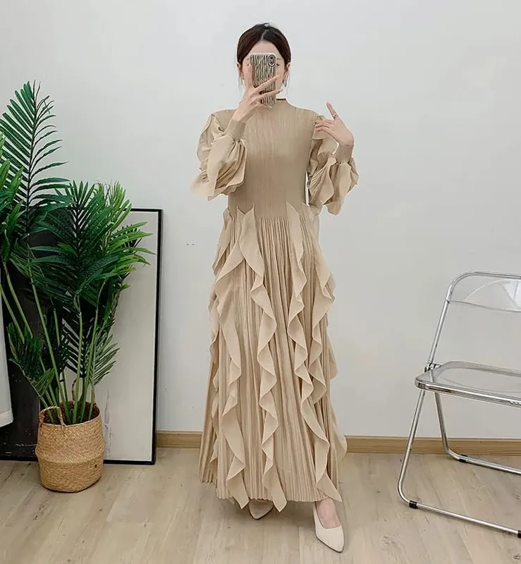 Fashion Ruffles Pleated Dress Women Round Neck Flare Sleeves Solid Maxi Belt Dresses Party 2025 Autumn New