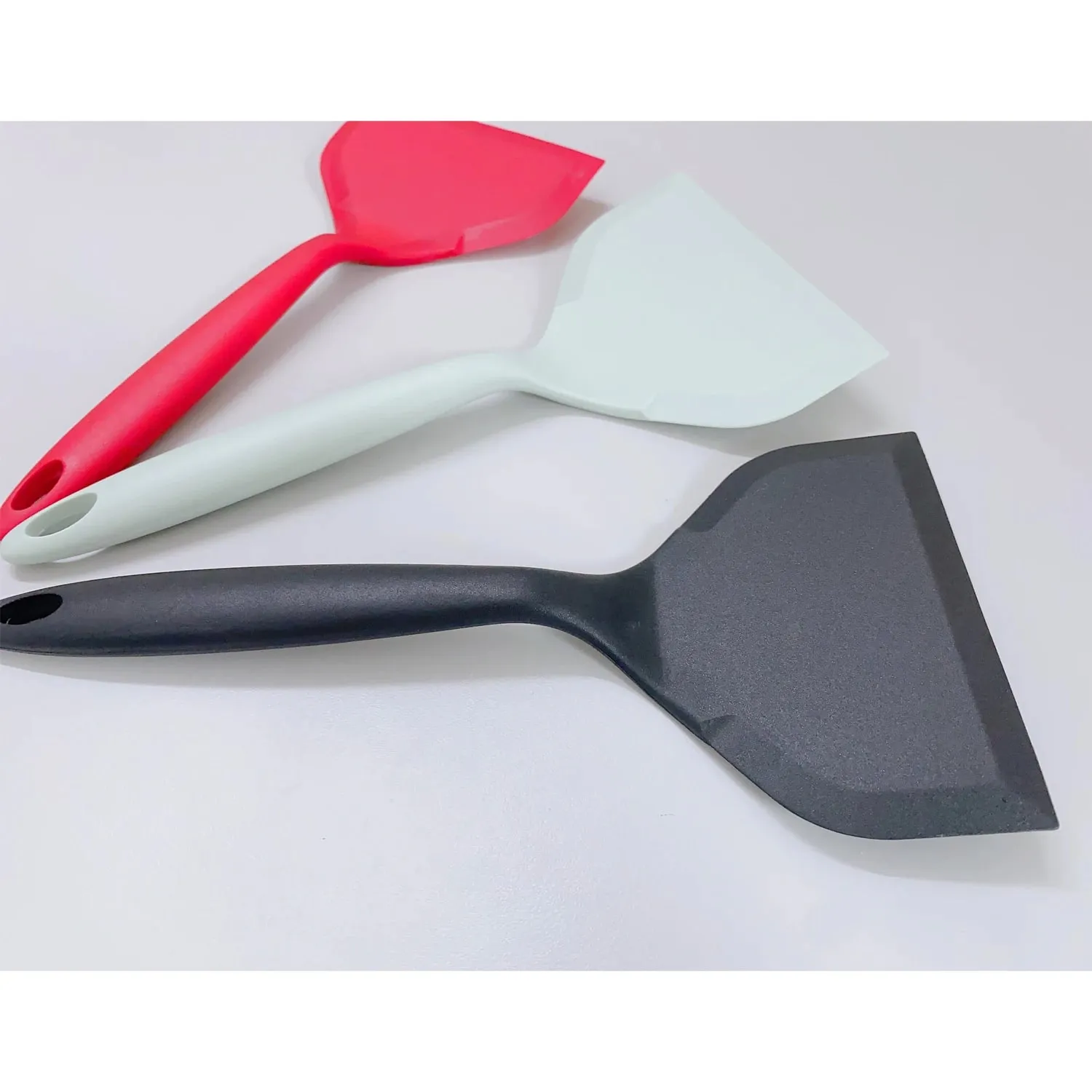 Silicone Spatula Pancakes Shovel Omelette Spatula Turner for Eggs Fish Pancake Non Stick Wide Soft Pizza Shovel Kitchen Scraper