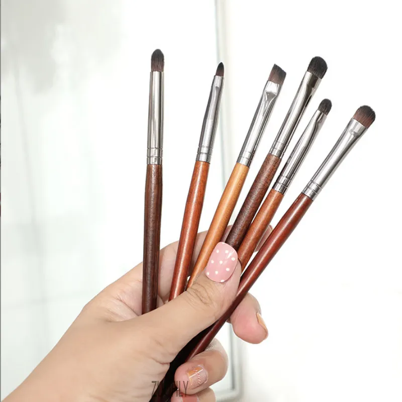 Professional Soft Makeup Brush Makeup Tools Liquid Foundation Concealer Make Up Brush Wood Handle Brushes Beauty Tool Wholesale