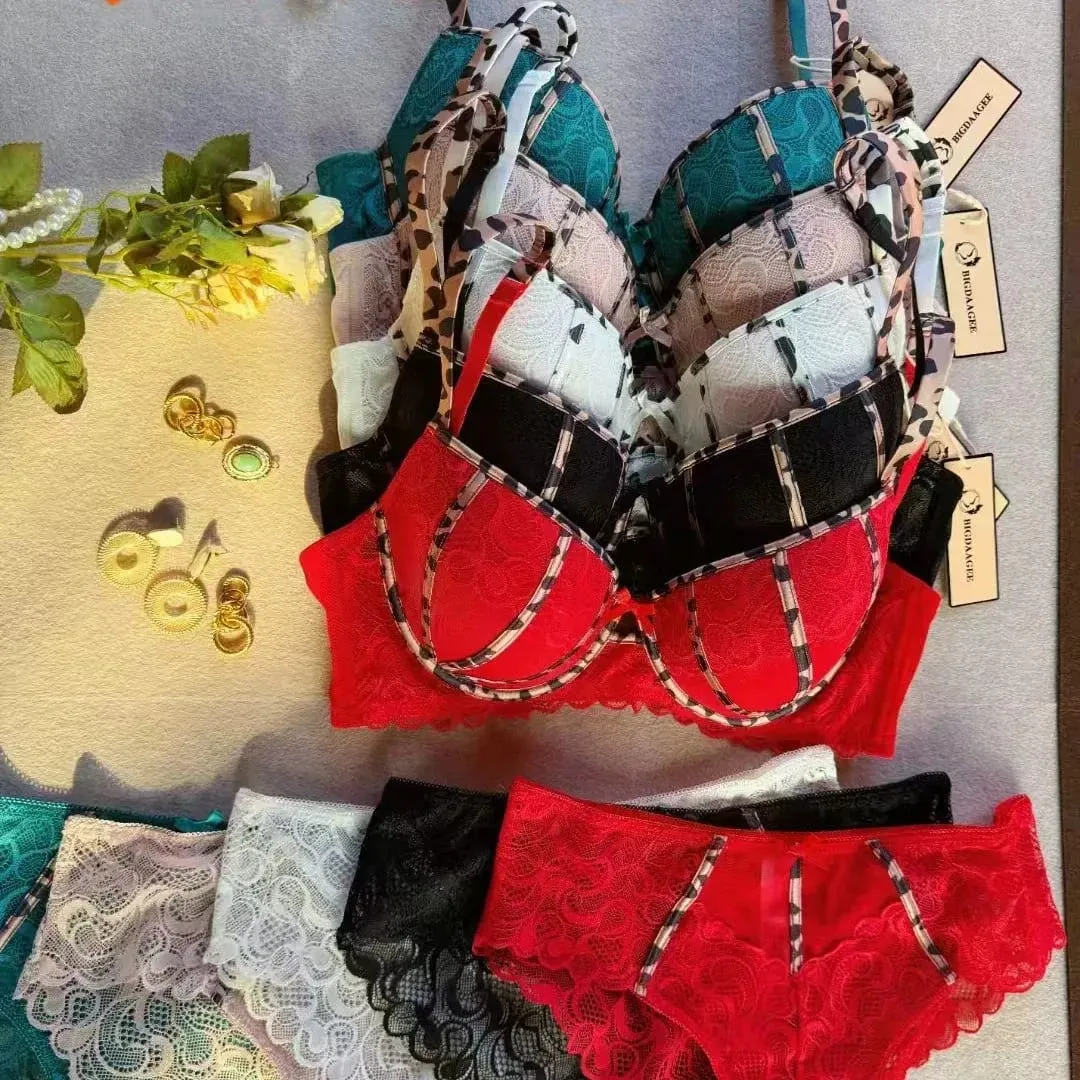 Sexy Women Push Up Bra Europe 3/4 Cup Lace Flowers Embroidery Lingerie Set Leopard Bandage Adjustable Strap Bras Plus Size BCDE