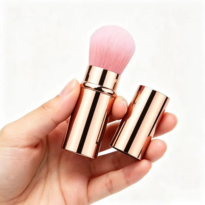 Travel-Ready Portable Telescopic Makeup Brushes Set - Metal Handle for Blush Contouring Powder Perfect Compact Size for On-the-G