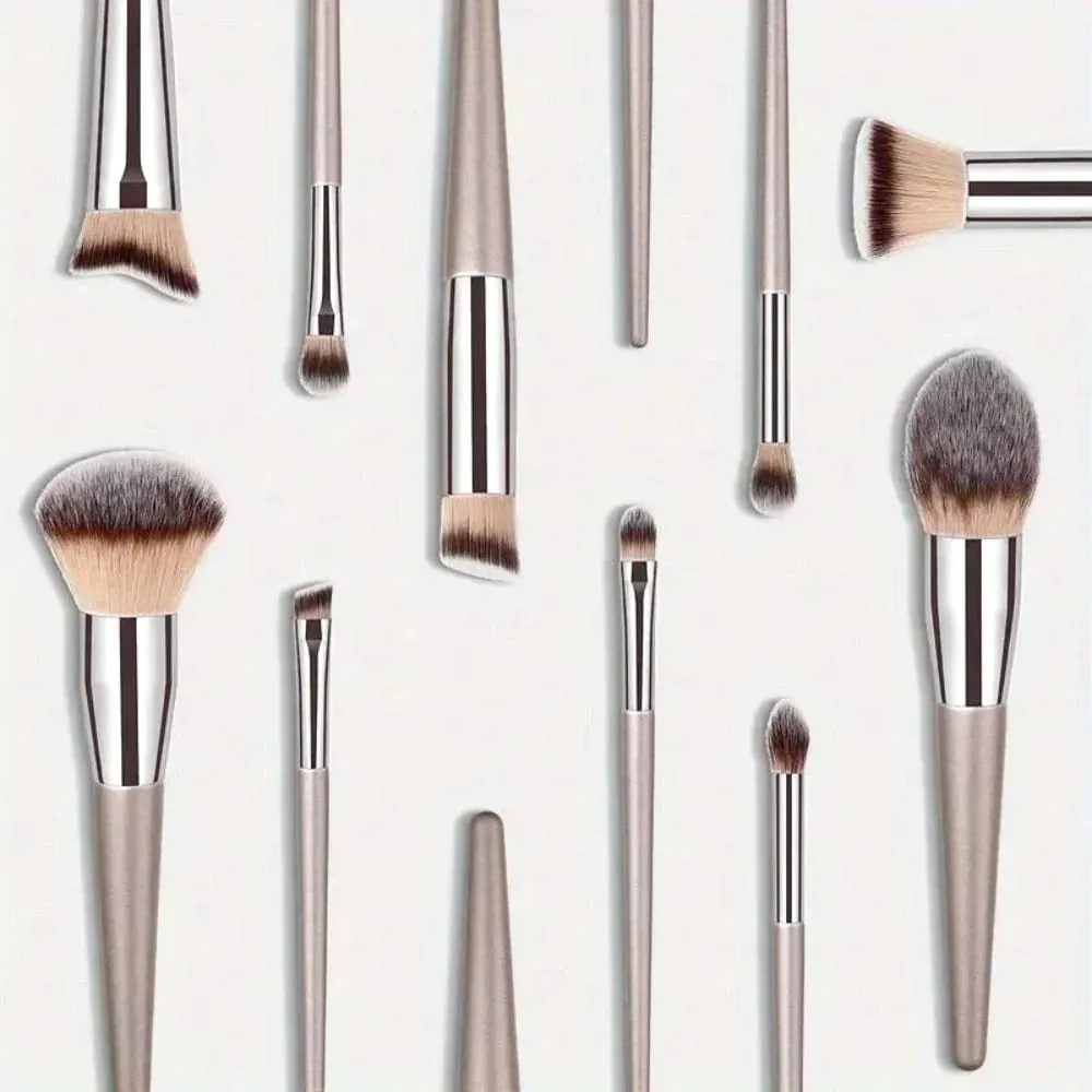 10 Makeup Brush Set Professional Foundation Concealer Powder Eyeshadow Blush Brush Blending Cosmetic Beauty Tool for Face & Eye — image 5