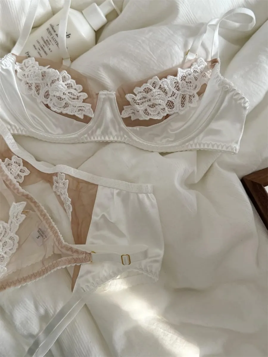 Gestickte Blumen Dessous dreiteilige Unterwäsche dünne BHs atmungsaktives Top Push-up Damen großes BH-Set