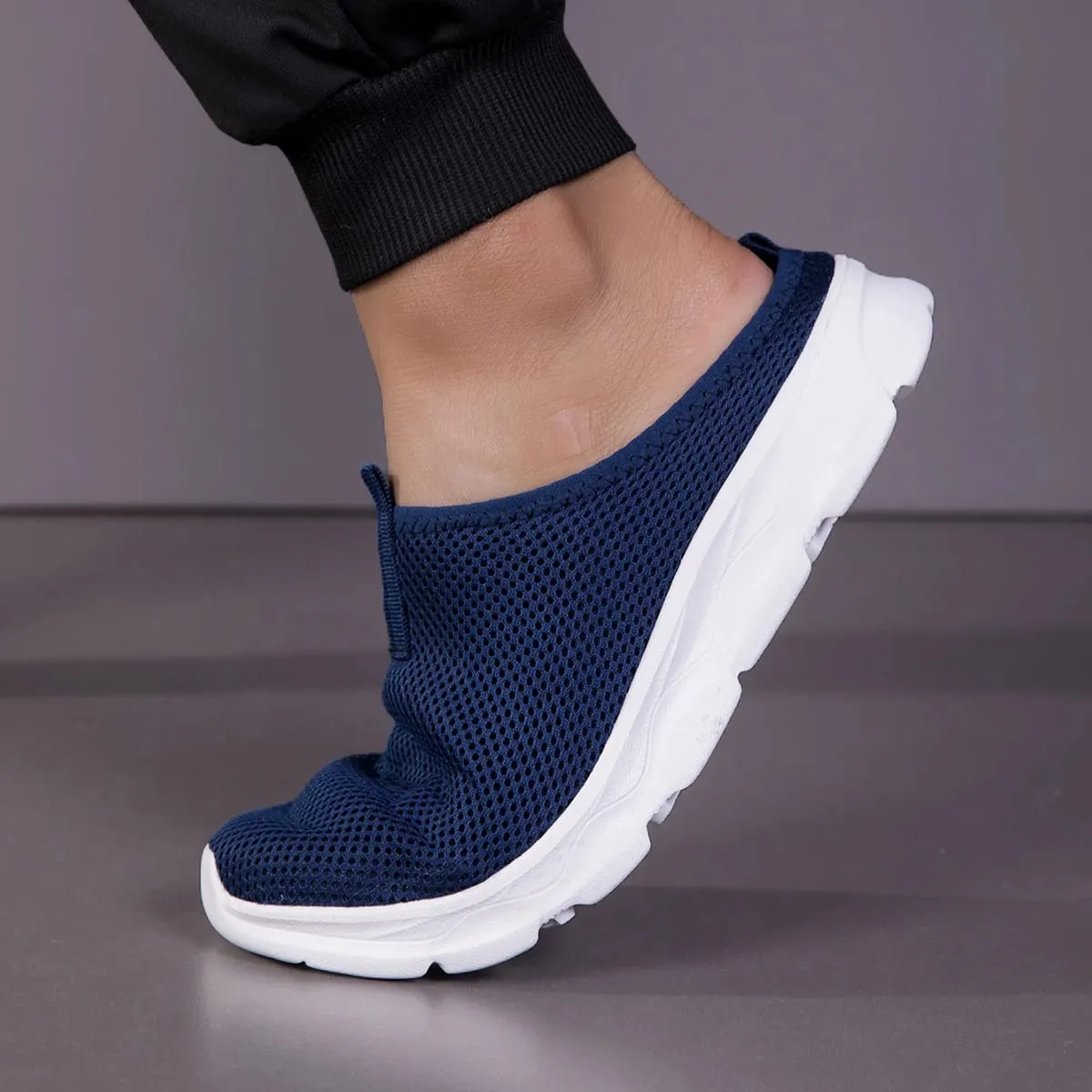 Demi-pantoufles pour hommes, chaussures de marche respirantes et décontractées en maille, légères et confortables, à la mode, pour l'extérieur — image 3