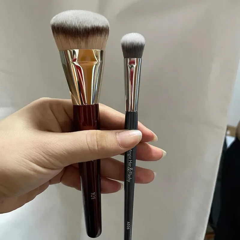 1pc Angled Liquid Base Foundation Makeup brushes Contoured Concealer Make up brushes Red wood handle cosmetic tools 101