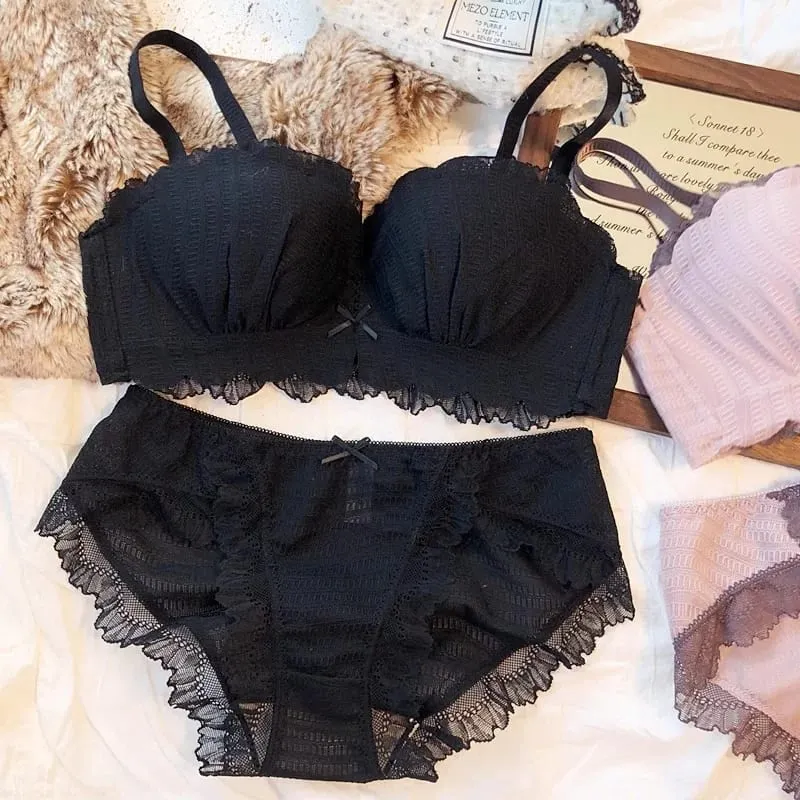 Sweet Contrast Color Lace Manipis na Kasuotang Panloob Para sa mga Young Girls Intimate One-Piece Seamless Maliit na Bra at Panty Set Cotton Lingerie — image 5
