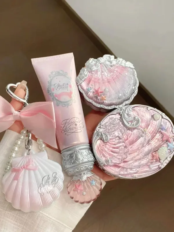Flower Knows Shells Pearl Eyeshadow Essence Lip Honey Blush Cheek Makeup Front 11 pieces set — image 4