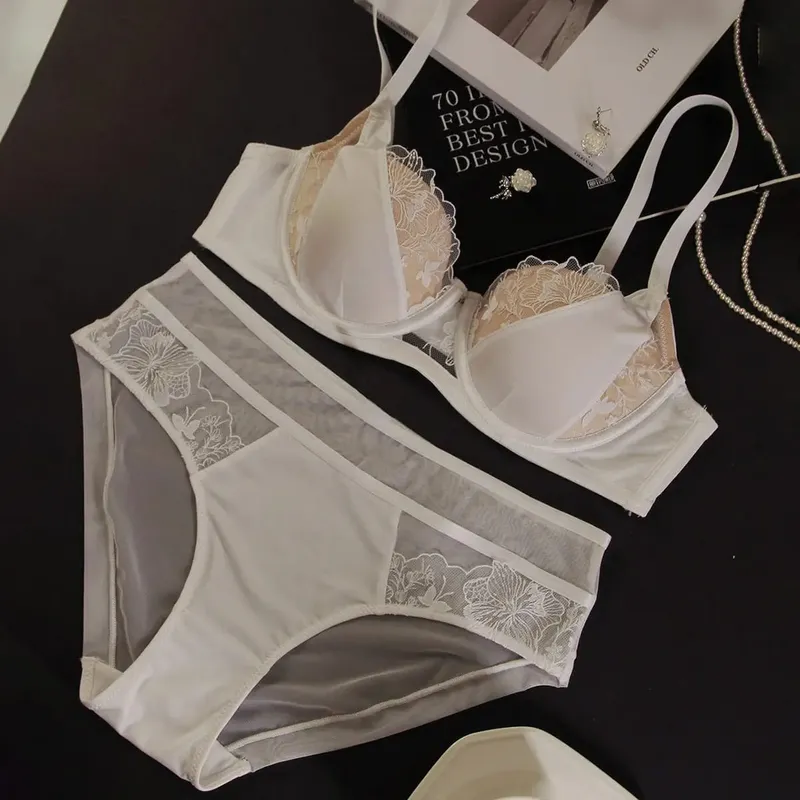 Plus Size Color Block Lace Bra Set Thin Cup Full Coverage Support Big Bust D Cup Lingerie Set Curvy Ladies Daily Wear