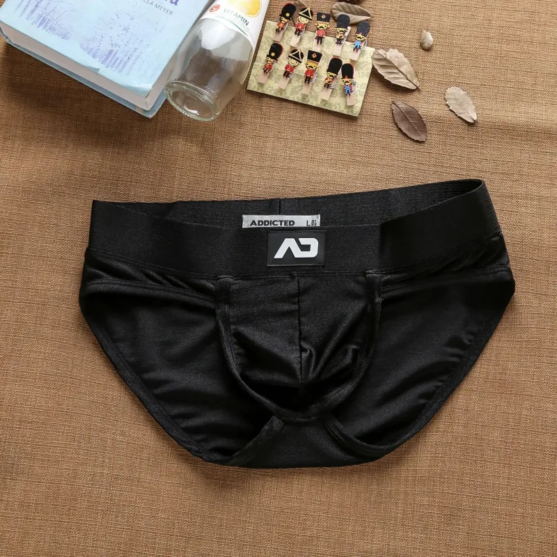 2025Simple, solid color, fashionable, men's low-rise nylon brushed bright briefs AD3-M257