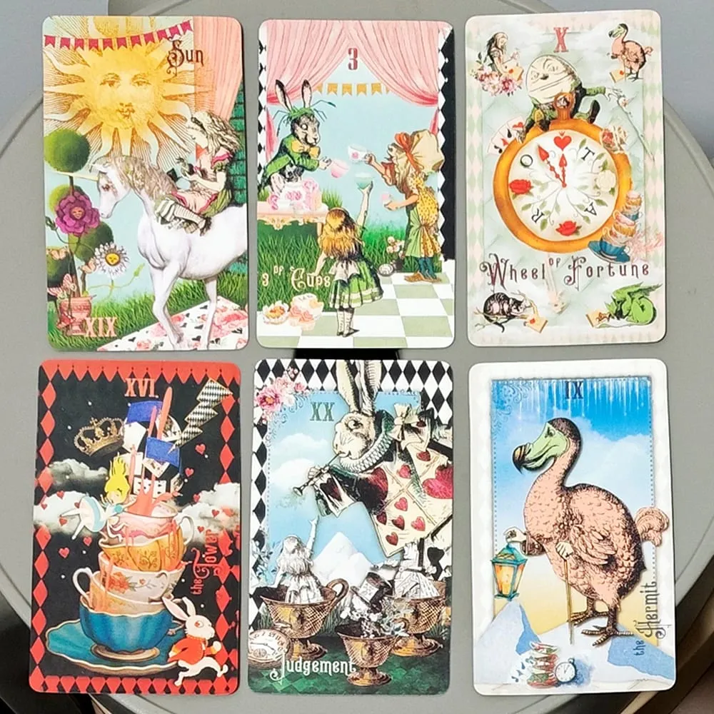 Alice in Tarotland: Een grillige reis met 78 kaarten door het konijnenhol – Klassiek Tarotdek 10,3 * 6 cm