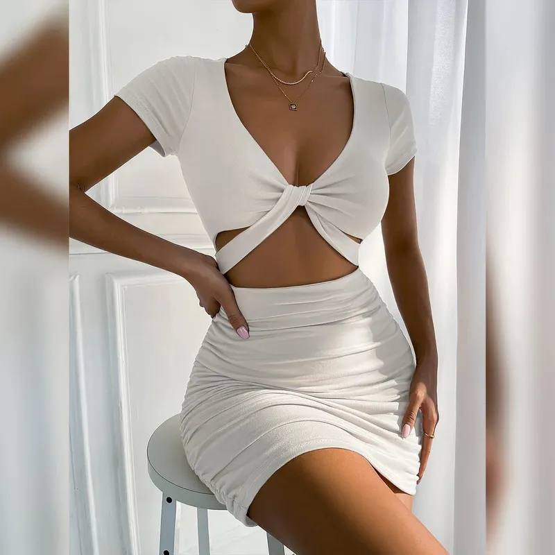 2022 sommer V-ausschnitt Aushöhlen Kreuz Bodycon Kleider frauen Solide Backless Geraffte Sexy Mini Kleid Y2k Party Club elegante Kleider