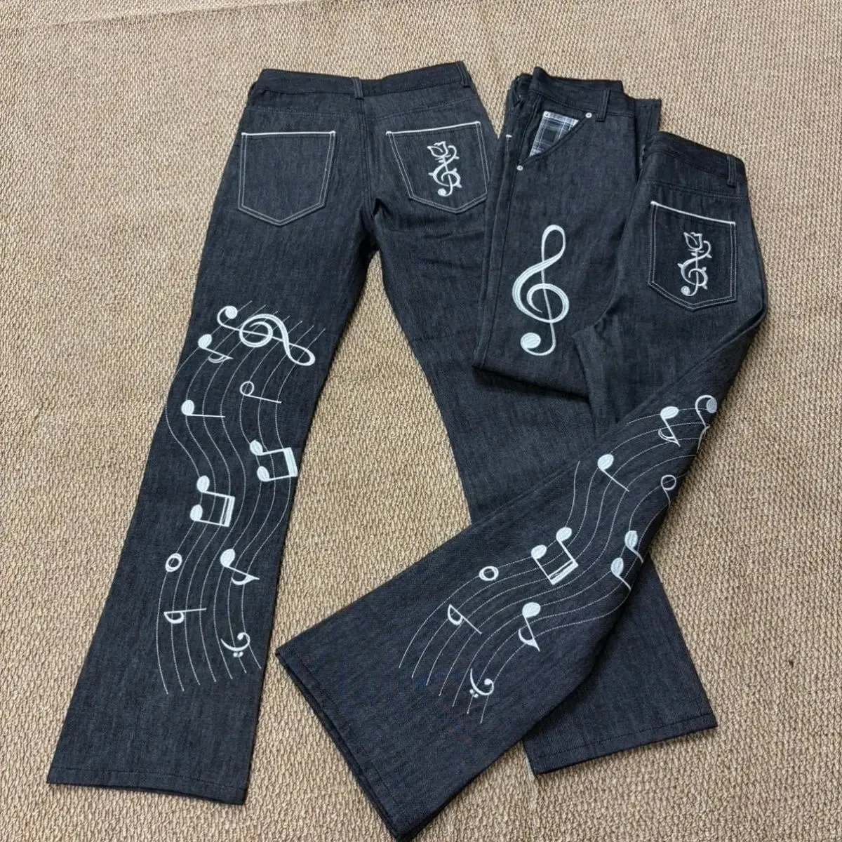 Note Rose Embroidered Original Color Jeans Unisex 1021M Version Slightly Flared HighStreet Wear Straight Jeans Stacked Pants Men — image 9