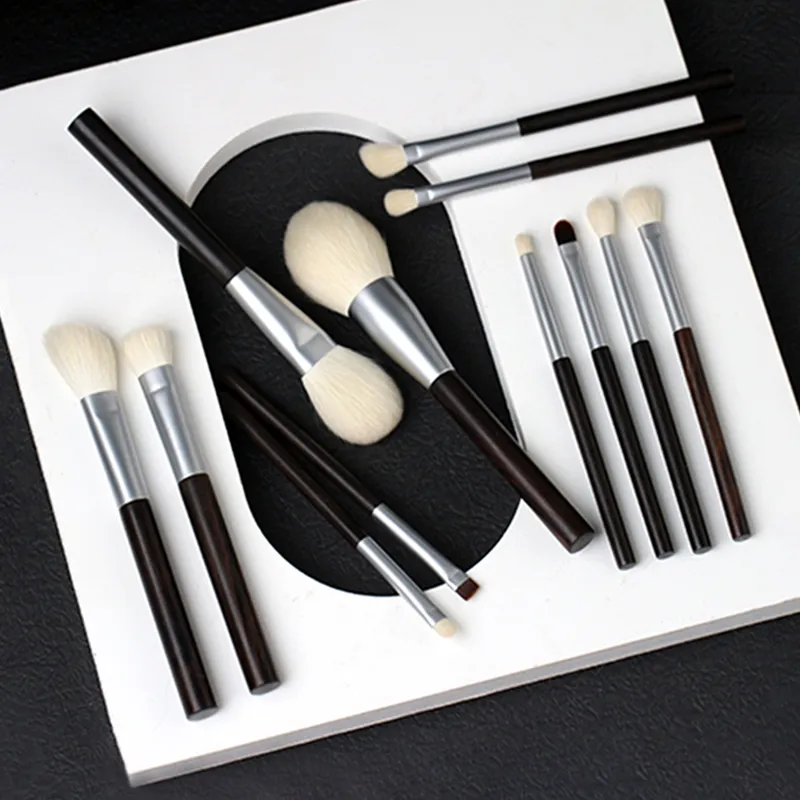 Ebony Handle Handmade Makeup Brushes 1pc Soft Saibikoho Goat Hair Face Powder Blush Eye Shadow Brush Professional Make Up Brush