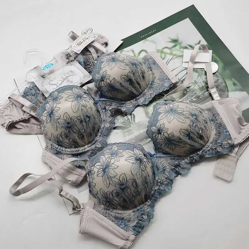 New gathering support lace bra set luxury models embroidery skin-friendly lingerie breif suit comfortable wirefree underwear — image 1